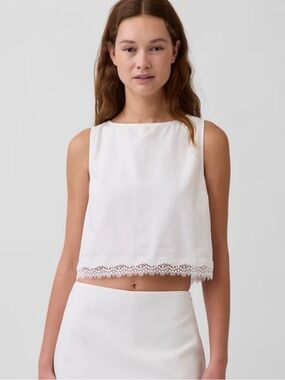 GAP linen blend lace trim crop top shell